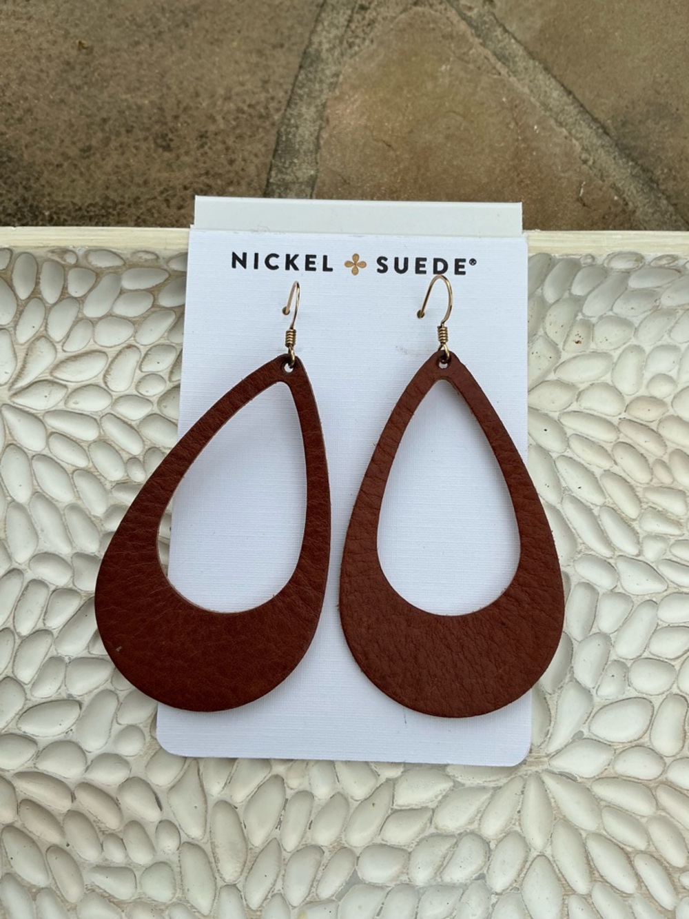 Nickel & Suede Brown Teardrop Medium Earrings